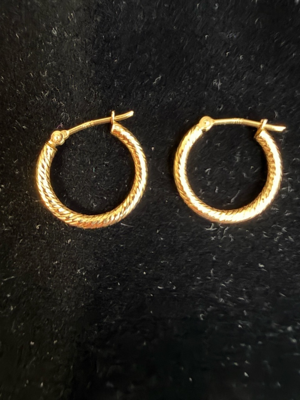 10K Solid Yellow Gold Earrings
